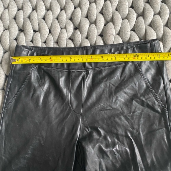 -WILFRED LEATHER PANTS, size 4, Older style similar to Daria pant - Picture 3 of 5